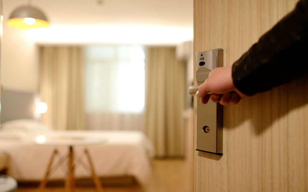 Why you should be outsourcing your serviced accommodation bookings